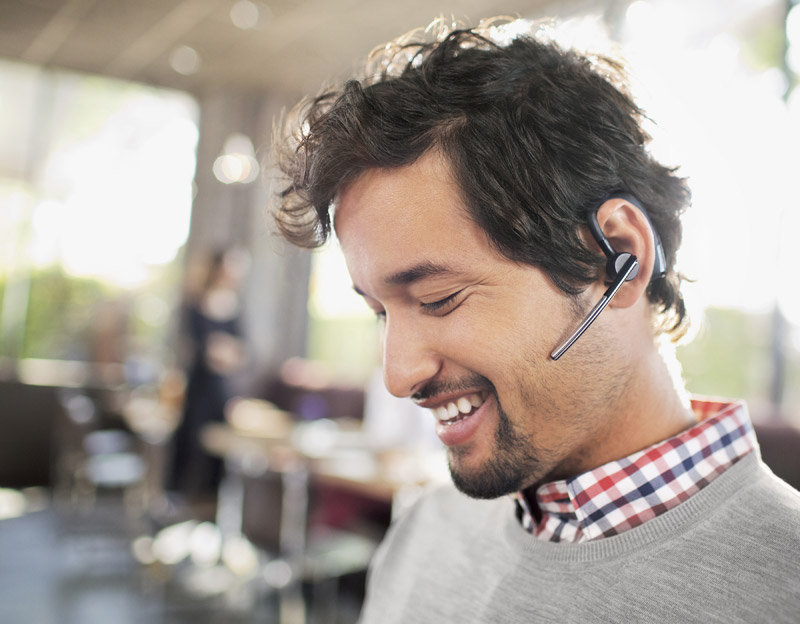 Plantronics Voyager Legend Bluetooth Mono Headset: Amazon.co.uk ...