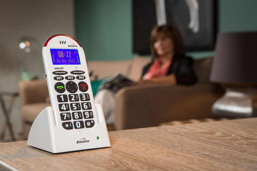 Binatone Speakeasy 210 Big Button GSM Mobile Phone Amazon.co.uk