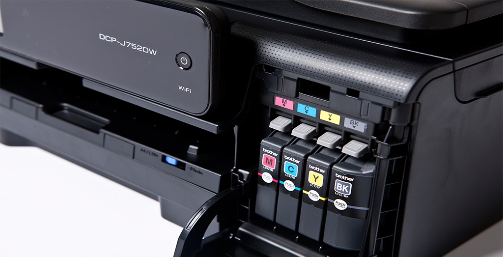 Brother DCP-J752DW A4 Colour Inkjet Multifunction Wireless Printer ...