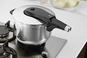 WMF Perfect Pro Schnellkochtopf 4,5l ohne Einsatz Ø 22cm