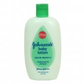 Johnsons Baby Lotion with Aloe Vera & Vitamin E 445 ml