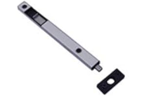 Fapim Catenaccio ad appoggio per infissi in alluminio Mod.3712"MADE IN ITALY" in alluminio completo di incontro e viti di fissaggio.Colore nero RAL 9005 Misure: altezza mm.150, larghezza mm.15