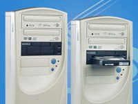 Xystec Interne HDD-Docking-Station für 2,5 & 3,5″ SATA-HDDs - 7