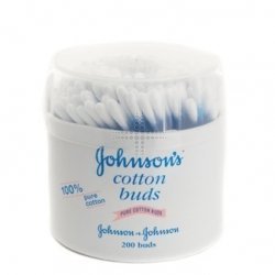 THREE PACKS of Johnsons Cotton Buds - 200 Buds [Personal Care]