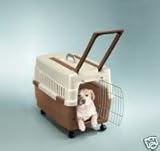 Transportín para perros, gatos y animales pequeños, con asa fija escamoteable y asa extraíble y extensible y con ruedas, para facilitar el transporte de nuestro amigo peludo. Medidas: 60 x 40 x 45 cm.