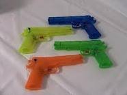 Preisvergleich Produktbild Abschussrakete 15cm Wasse rtank mit Luftpumpe