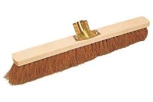 Matériel de nettoyage : BALAI COCO 60CM -DOUILLE METAL INCLINEE
