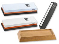 TokioKitchenWare Wasser-Schleifstein-Set, 2 Doppel-Wassersteine, Winkelhilfe & Halter - 6