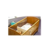 White Safababy Sleeper Feet to Foot Position Cot Divider BNIB White