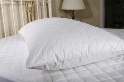 The Bettersleep Company Brand - Hotel Quality Supersoft Microfibre Mattress Protector King Size Bed - Soft Diamond Quilted & Anti Allergenic Extra Comfort