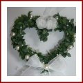 Buchsbaumkranz in Herzform Türkranz Fensterkranz für die festliche Dekoration von Hochzeit Kommunion Firmung Taufe oder andere besondere Anlässe