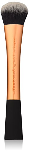 Real Techniques Expert Face Brush