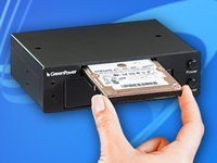 Xystec Interne HDD-Docking-Station für 2,5 & 3,5″ SATA-HDDs - 6