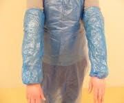 300 Complete coprimaniche + Apron Blue Scrubs Disposable Waterproof 70 x 125 Pcs Badminton Racket 40 cm Embossed TNT Disposable Chef Blue