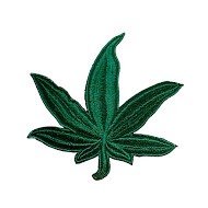 Aufnäher / Bügelbild – Cannabis Weed Marijuana – grün – 8,2×8,4cm – Patch Aufbügler Applikationen zum aufbügeln Applikation Patches Flicken - 2