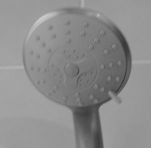 DeLanwa Optik Brausekopf Handbrause 54 Düsen 3 Funktionen mit Wandhalter aus massiv Edelstahl, 605044.0 - 5