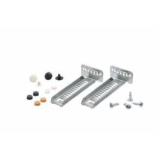 Preisvergleich Produktbild Befestigungsset-Scheuerleiste, Spülmaschine Bosch sbv65t20eu