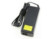 Preisvergleich Produktbild Toshiba AC-Adapter 75W 3 Pin, K000037410