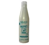 mascarilla salerm 21 FORMULACIÓN PRINCIPAL: Proteínas de seda: reparan en profundidad la estructura del cabello gracias a su pequeño tamaño,ya que penetran en lo más profundo del tallo capilar. Pro-Vitamina B5: proporciona cabellos más fuertes,regenerados,más brillantes y sedosos.