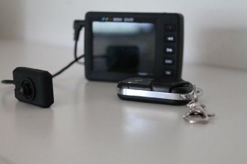 Dopobo 2.5 inch TFT LCD Screen Mini DVR Portable MPEG-4 Camera Fast Video Recording