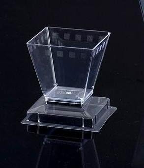 Pack of 100 lids for Quadri style cups 60 ml
