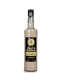 Combinación de destilados y maceraciones de almendras tostadas, agua, miel de romero y productos lácteos