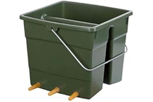 GP Cubo de Lactancia para corderos con Dos departamentos y 6 tetinas.