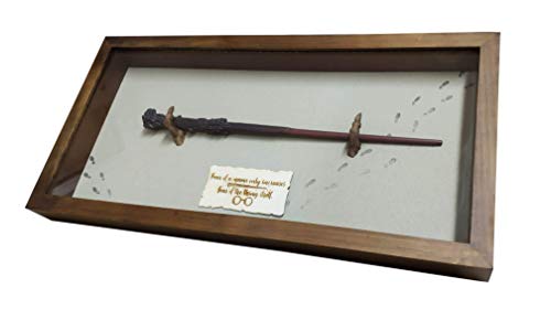 MOLDEARTEBABY UN RECUERDO INOLVIDABLE Marco Expositor de Varitas Mágicas Exclusivo y Varita Mágica con Núcleo de Acero Incluida. (Acebo)