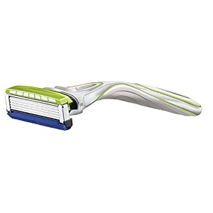 Wilkinson Sword Hydro 5 Sensitive, 5 Blades with Free Razor - Image 2