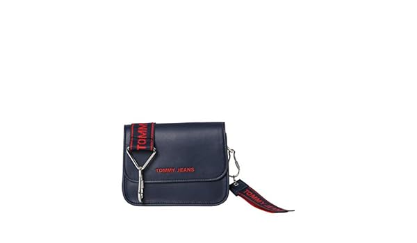 tommy jeans boxy crossover