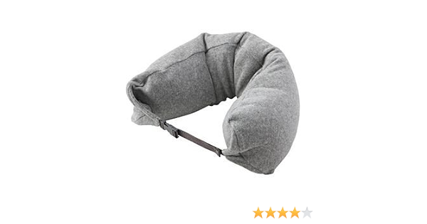 muji flight pillow