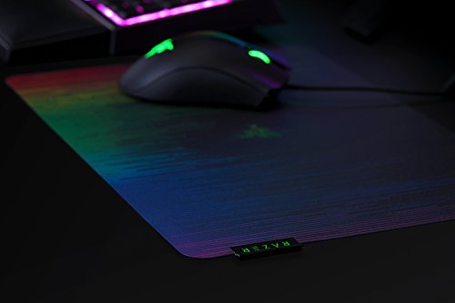 Razer Sphex V2 Mini Gaming Mauspad (mit ultradünner Oberfläche, Kompakte Gaming Mausmatte optimiert für alle Sensortypen, verbesserter Haftbeschichtung, neuen Razer Chroma Design) - 5