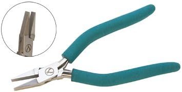 Wubbers Classic Series Wide Flat Nose Jeweler's Pliers, 7mm by Wubbers
