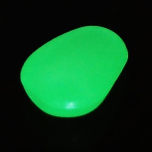 YSD 100 PCS Handgefertigtes Grün Glow Pebbles Stein phosphoreszierende Deko Steine für Garten Weg oder Brunnen Aquarium Durchgang, Yard & Fish Tank Dekorative Steine - 2