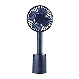 2.【135 ° Drehbare Basis & Leistungsanzeige】 - Der Lüfter kann durch Einsetzen in die Base um 135 ° gedreht werden. Das USB-Ladekabel muss nicht separat angeschlossen werden. Intelligente Lautstärkeanzeige, halten Sie Ihren Lüfter immer auf volle Leistung.