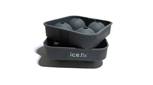IceFix – XXL Eiskugelform für 4 Kugeln ★ NEUHEIT ★ 5cm Eiskugeln in Fußballlform ★ sportlich runde Eisbälle statt langweilige Eiswürfel ★ XXL Ice Balls für Kinder – von IceFix – Silikon Eisform – Eisbereiter | 2 Jahre Garantie (4er Form) - 4