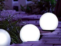 Lunartec Solar-Glas-Leuchtkugel mit warmweißen LEDs & Dämmerungsautomatik - 7