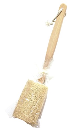 Finesse Loofah on Wooden Handle