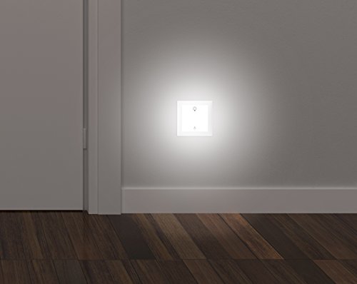 Steinel Nachtlicht TurnMe Light mit Dämmerungsautomatik, 3000 K warm-weißes Licht, zwei Helligkeitsstufen, Max. 0,4 Watt, ideal für die nächtliche Beleuchtung von Fluren und Kinderzimmern, 006501 - 5