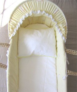 Lilla Kuddis Baby Pillow for Moses Basket/ Crib/ Buggy. Proven to prevent and treat flat head syndrome/ Plagiocephaly.