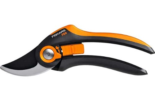 Fiskars Smartfit Bypass Pruner.