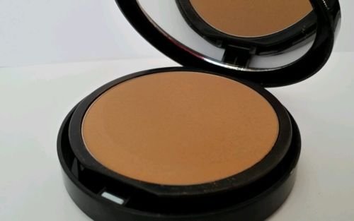 bareMinerals bareSkin Perfecting Veil - Tan to Dark - Contains Minerals 9g