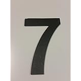 Zahlen aus Schiefer gearbeitet s