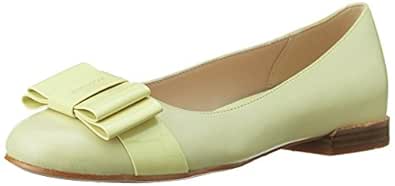 pale yellow flats
