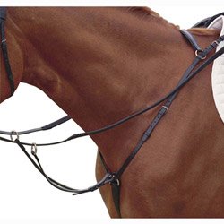 Kincade-Hunter-Breastplate-Black-Warmblood