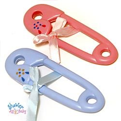 Pack of 4 Large Nappy Pins (Mixture)