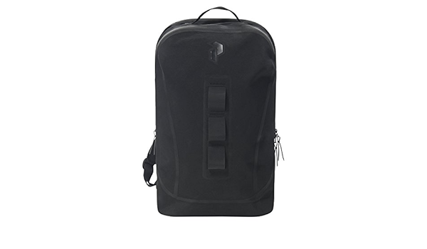 peak performance daypack 20l