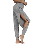 Hohe Taille, Schlitz auf der Seiten, lockerer Schnitt.