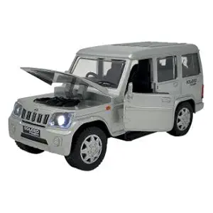 Mahindra Official Bolero Power+ Collectible 1:32 Merchandise Toy Car , Moondust Silver