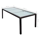 Der Stahlrahmen und die Glas-Tischplatte sorgen zudem für Robustheit und Stabilität.